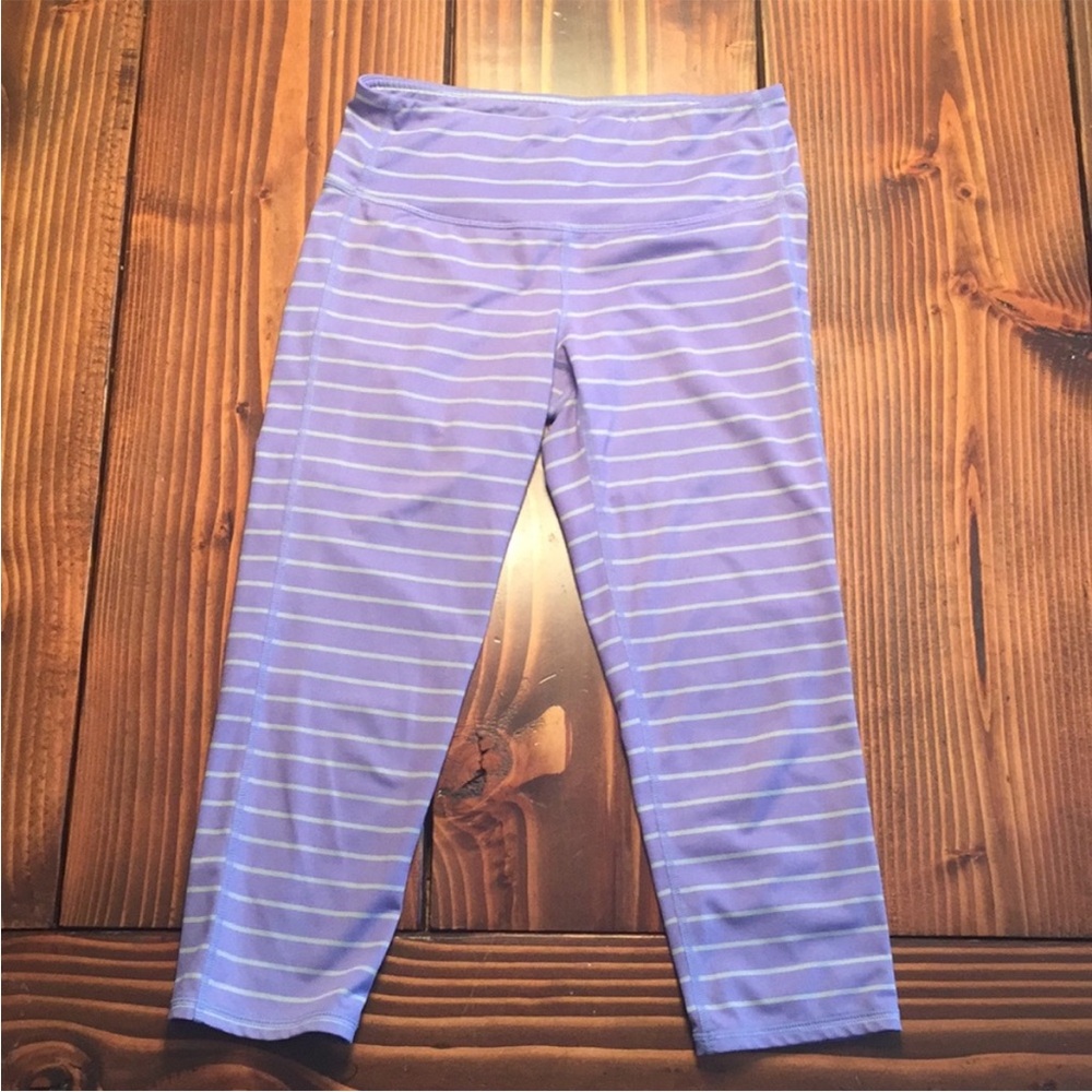 Athleta Workout Capris - Picture 2 of 8